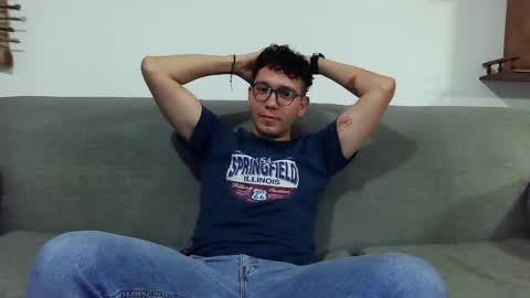 Snapshot of lobomx19 chatting on March 8, 2:12 am Lobo online show from March 8, 2:12 am