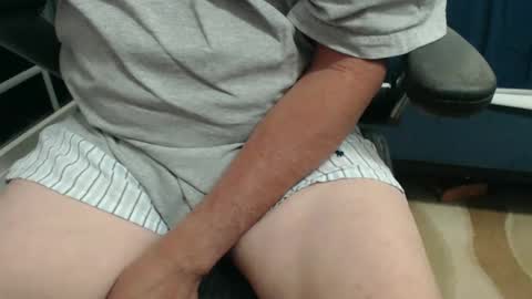 Snapshot of locoboin808 chatting on February 7, 7:07 am locoboin808 online show from February 7, 7:07 am