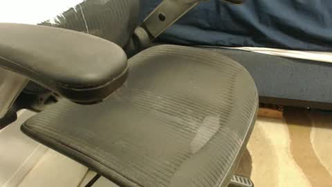 Snapshot of locoboin808 chatting on March 7, 7:52 am locoboin808 online show from March 7, 7:52 am