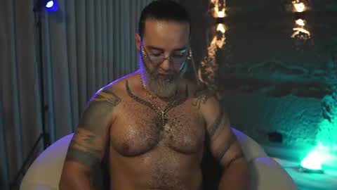 Snapshot of logan_cardenas1 chatting on June 11, 12:32 am logan_cardenas1 online show from June 11, 12:32 am