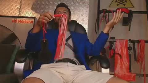 logan_mercer online show from December 5, 4:21 am