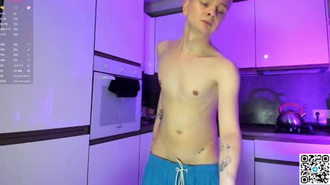 Snapshot of logan_mett chatting on February 3, 2:53 am Logan online show from February 3, 2:53 am