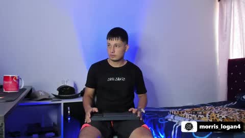 Logan morris online show from February 17, 7:10 pm