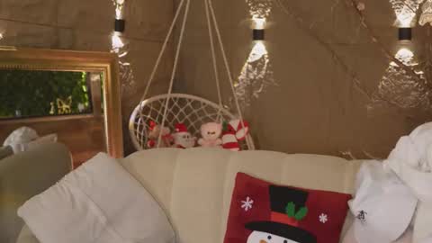 logan_varela online show from November 30, 2:15 am