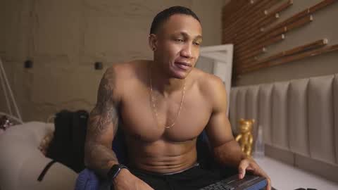 Snapshot of logan_varela chatting on March 8, 3:05 pm logan_varela online show from March 8, 3:05 pm