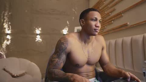 Snapshot of logan_varela chatting on March 12, 2:56 pm logan_varela online show from March 12, 2:56 pm