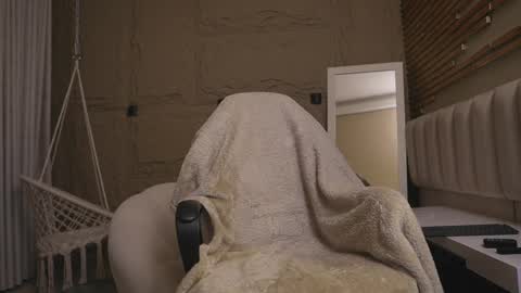 Snapshot of logan_varela chatting on March 31, 1:44 pm logan_varela online show from March 31, 1:44 pm