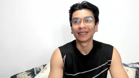 Logan online show from November 28, 9:01 am