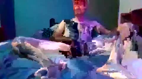 Snapshot of logans504908 chatting on January 21, 5:05 am Logans online show from January 21, 5:05 am