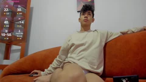 logantwink18 online show from October 16, 11:11 am