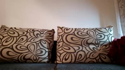 Snapshot of logitech0000 chatting on December 8, 7:11 pm logitech0000 online show from December 8, 7:11 pm