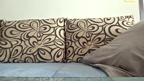 logitech0000 online show from March 22, 7:34 am