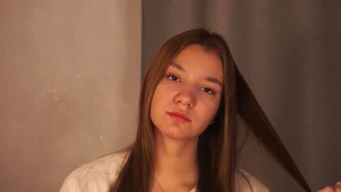 Snapshot of loiskapoi chatting on October 16, 7:15 pm Elza online show from October 16, 7:15 pm