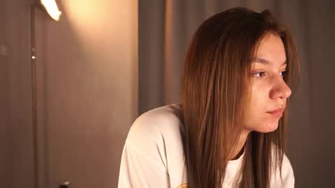 Snapshot of loiskapoi chatting on October 17, 4:20 pm Elza online show from October 17, 4:20 pm