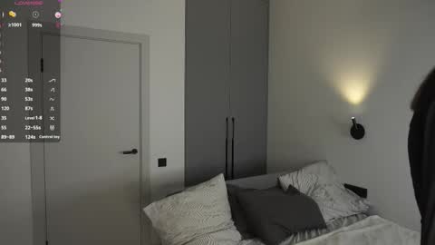 Snapshot of loiskapoi chatting on November 26, 7:04 pm Elza online show from November 26, 7:04 pm