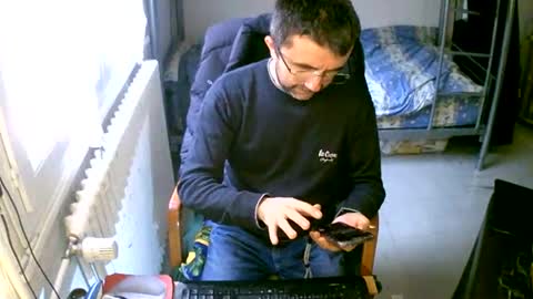 Snapshot of lokoum39 chatting on January 9, 11:25 am lokoum39 online show from January 9, 11:25 am