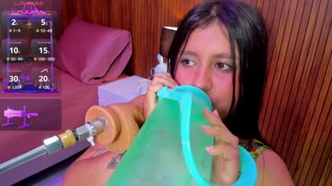 lola online show from February 1, 2:34 pm