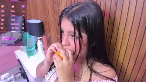 lola online show from February 26, 11:30 am