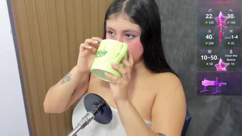 lola online show from September 11, 11:43 am