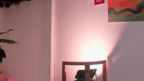 mara online show from March 6, 12:21 am