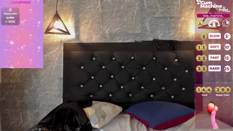 lola martins online show from February 6, 1:27 am