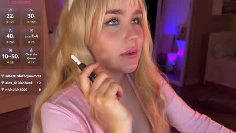 lola_razee online show from April 16, 9:39 pm