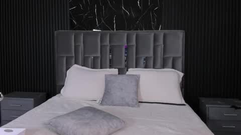 Lola Angel online show from November 22, 7:57 pm