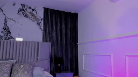 Lola Angel online show from May 16, 1:13 am