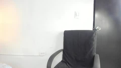lolabunnysc online show from June 7, 1:26 pm