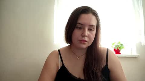Lola online show from March 25, 10:32 am