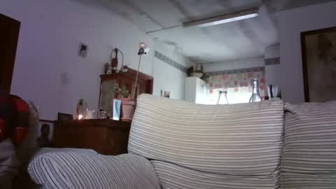 Snapshot of lolahueso chatting on December 19, 9:16 am LOLA HUESO y ERIC online show from December 19, 9:16 am