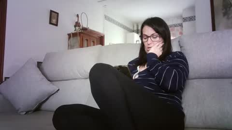 LOLA HUESO y ERIC online show from March 8, 10:30 am