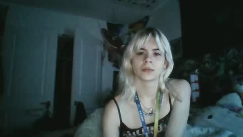 Snapshot of lolalixx6969 chatting on December 8, 3:10 am Lola Lixx online show from December 8, 3:10 am