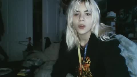 Snapshot of lolalixx6969 chatting on December 9, 7:28 am Lola Lixx online show from December 9, 7:28 am