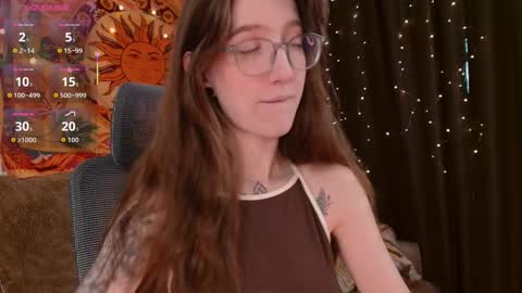 Snapshot of lolami_ chatting on February 25, 5:39 am lolami_ online show from February 25, 5:39 am