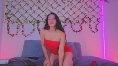  Lola  online show from November 9, 9:13 pm