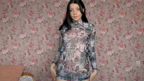 Lola Next stream January 6th at 0500am  30 minutes GMT online show from April 5, 1:14 am