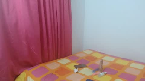 lolascarlettt online show from September 19, 12:23 am