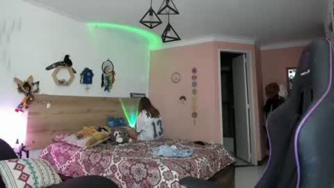 Lola doll online show from July 13, 5:27 pm