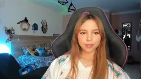 Lola doll online show from August 4, 4:42 pm