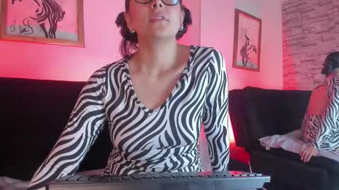 Lola online show from October 11, 11:31 am