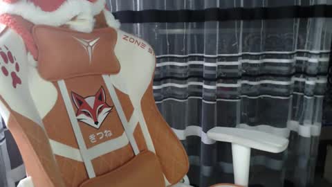 Lisa online show from March 10, 6:40 am