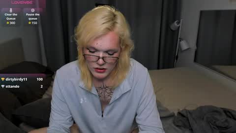 Snapshot of lollita_morgan chatting on March 27, 8:26 am lollita online show from March 27, 8:26 am