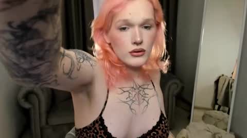 Snapshot of lollita_morgan chatting on May 10, 10:42 am lollita online show from May 10, 10:42 am