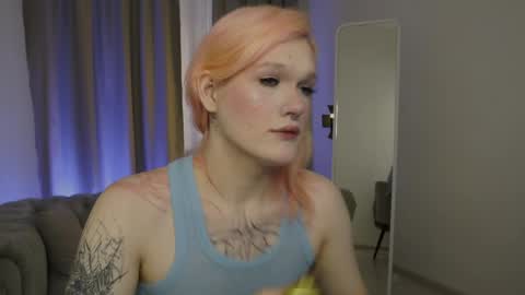 Snapshot of lollita_morgan chatting on May 15, 10:44 am lollita online show from May 15, 10:44 am