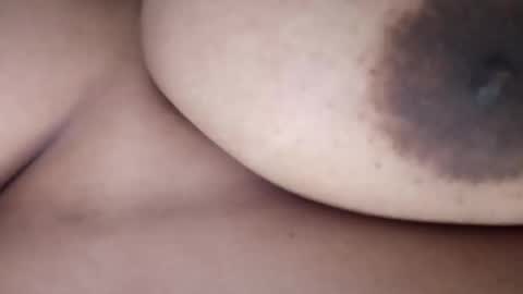 Snapshot of lolly619892 chatting on November 10, 4:22 am lolly619892 online show from November 10, 4:22 am