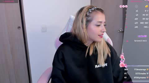 Lolly  online show from December 31, 4:27 am