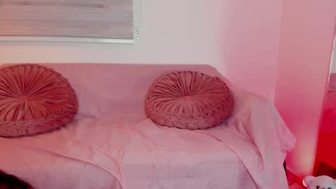 Lolly  online show from March 8, 11:19 pm