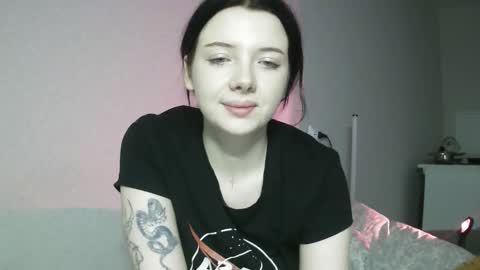 Lilly online show from December 5, 2:36 pm