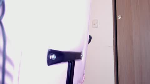 Lolly online show from February 12, 4:33 am